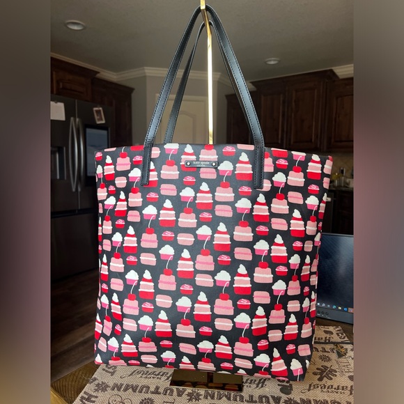 kate spade Handbags - Kate Spade Cupcakes Tote Bag